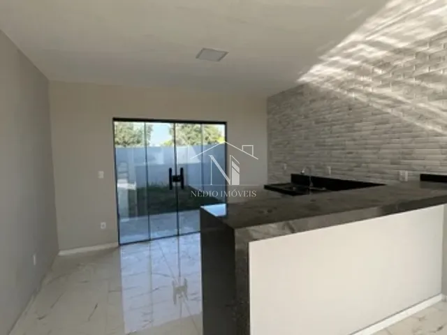 Casa 3 quartos e 1 banheiro, à venda, no bairro Caxito em Maricá