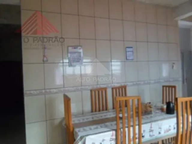 Casa 2 quartos e 1 banheiro, à venda, no bairro Jardim Zaira em Mauá