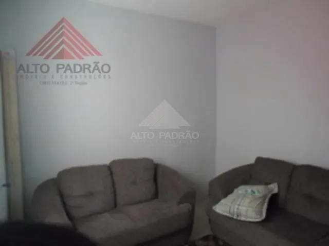 Casa 2 quartos e 1 banheiro, à venda, no bairro Jardim Zaira em Mauá