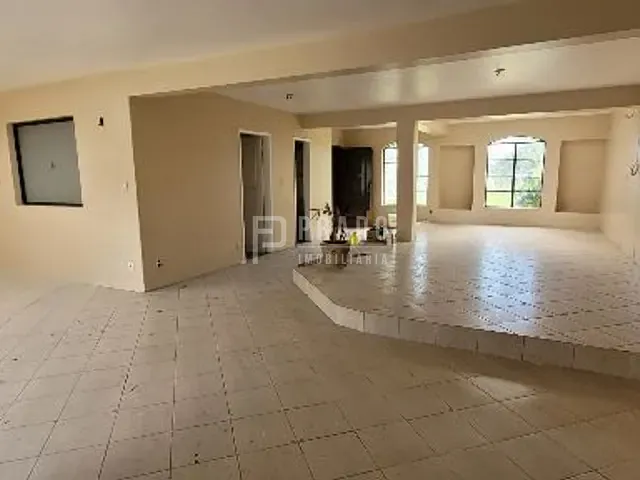 Casa com 1200m² 4 quartos e 4 banheiros, à venda, no bairro Areal em Pelotas