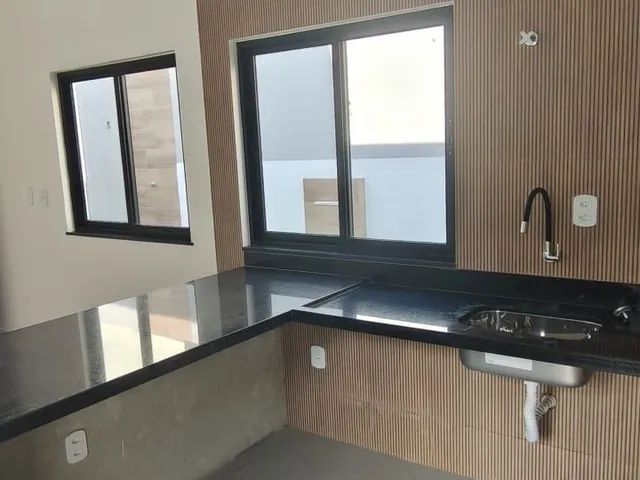 Casa 3 quartos e 3 banheiros, à venda, no bairro Cidade Praiana em Rio das Ostras