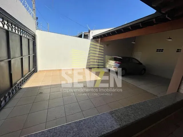 Casa com 318m² 3 quartos e 2 banheiros, à venda, no bairro Jardim Terra Branca em Bauru
