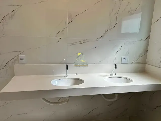 Casa com 675m² 4 quartos e 7 banheiros, à venda, no bairro Jardins Sevilha em Aparecida de Goiânia