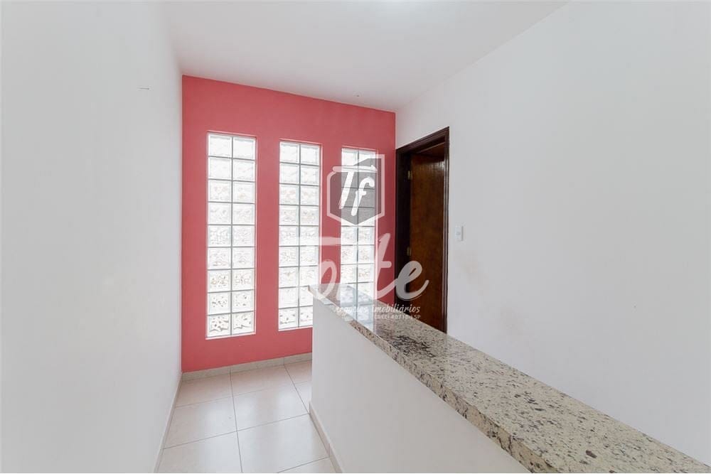 Casa à venda com 3 quartos, 200m² - Foto 5