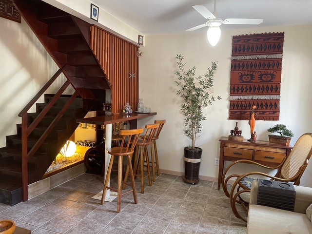 Casa 5 quartos e 4 banheiros, à venda, no bairro Braga em Cabo Frio