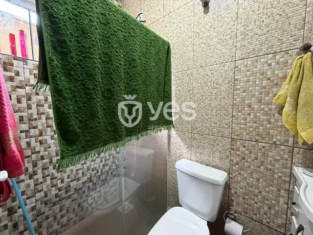 Casa 2 quartos e 2 banheiros, para alugar, no bairro Vila São Pedro em Araxá