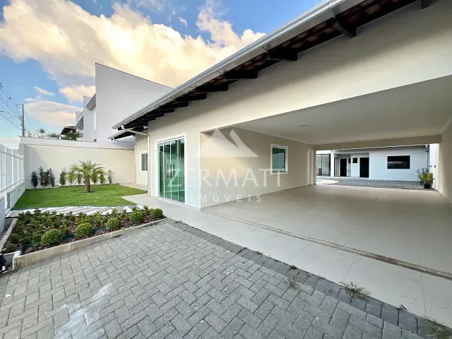 Casa 3 quartos e 3 banheiros, à venda, no bairro Itoupava Central em Blumenau