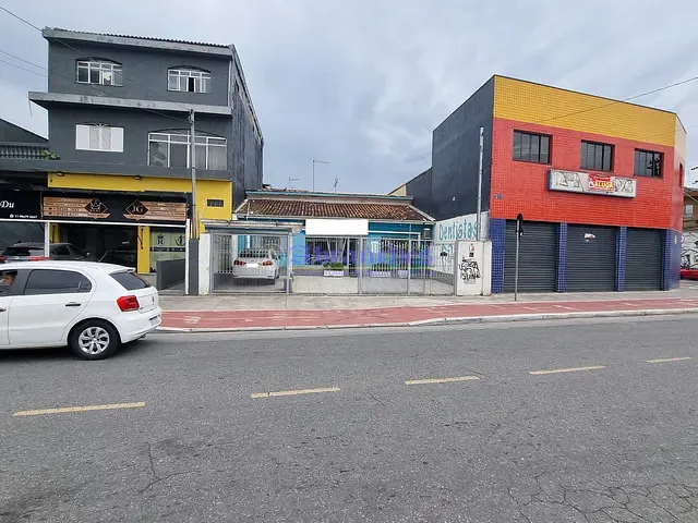 Casa com 250m², à venda, no bairro Jardim Helena em São Paulo