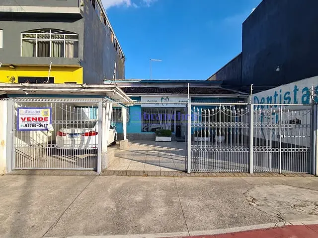 Casa com 250m², à venda, no bairro Jardim Helena em São Paulo