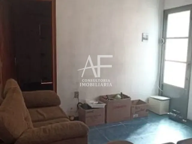 Casa com 150m² 3 quartos e 1 banheiro, à venda, no bairro Jardim Columbia em Taubaté