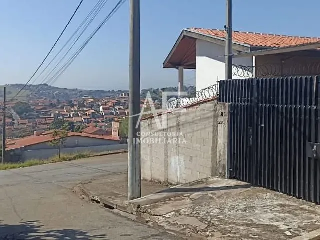 Casa com 150m² 3 quartos e 1 banheiro, à venda, no bairro Jardim Columbia em Taubaté