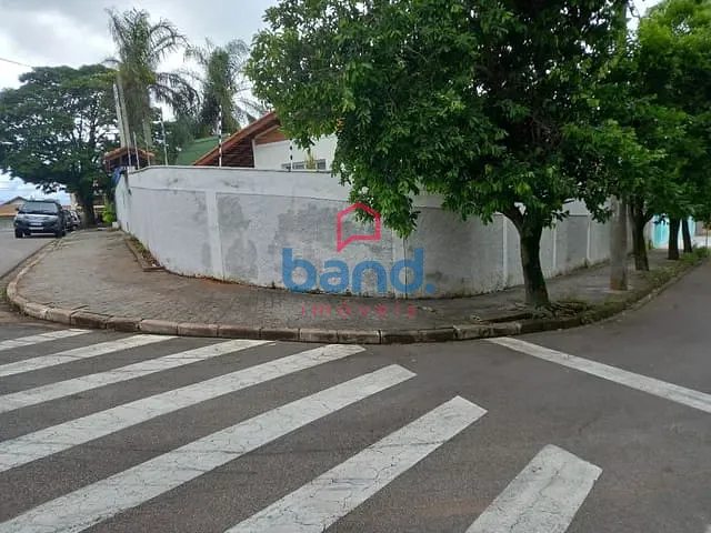 Casa com 250m² 3 quartos e 2 banheiros, à venda, no bairro Jardim Bela Vista em Porto Feliz