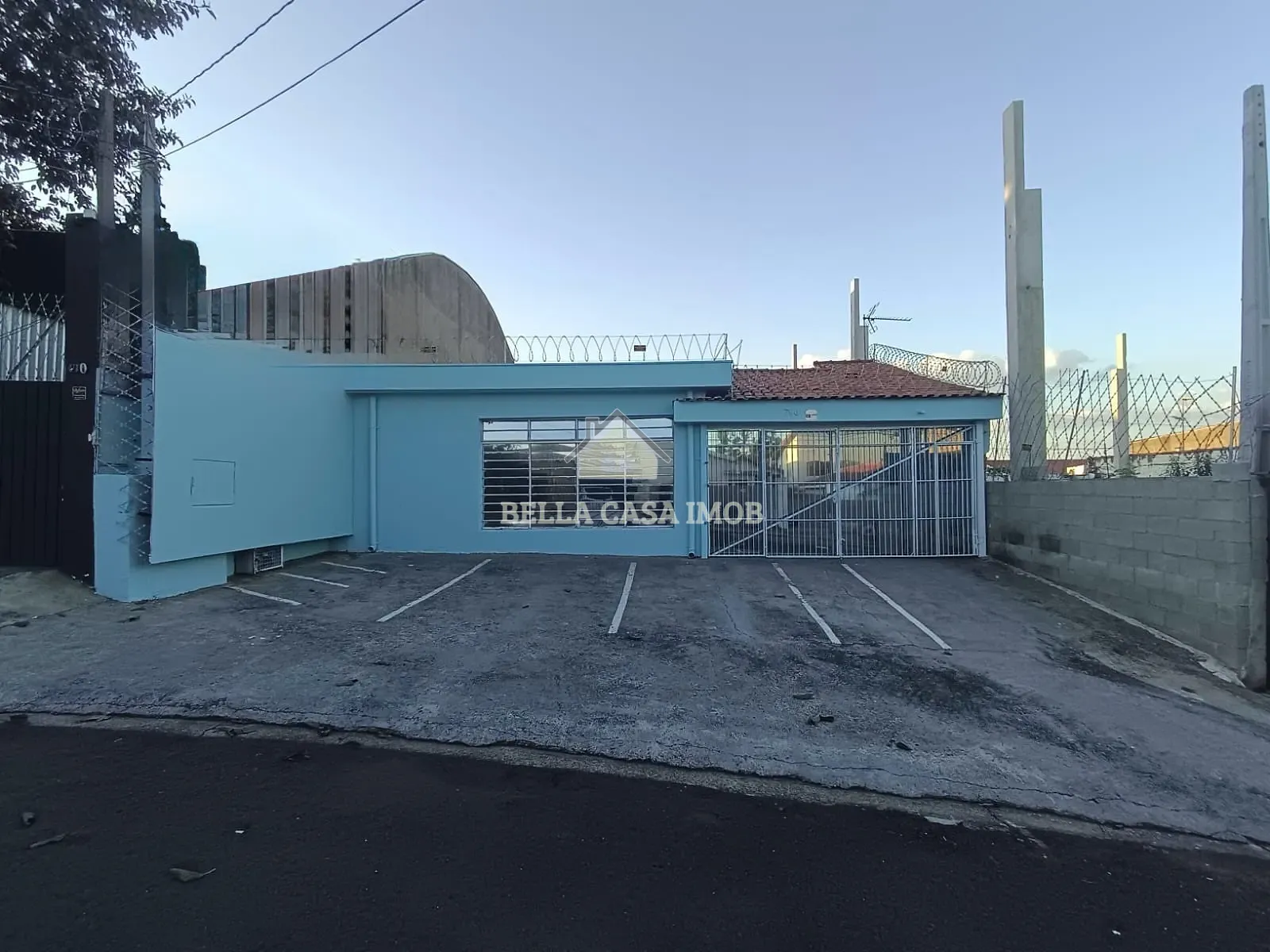 Casa, 1 quarto, 142 m² - Foto 1