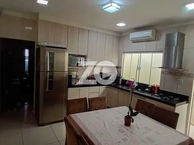Casa com 150m² 3 quartos e 2 banheiros, à venda, no bairro Jardim Mendonça em Bauru