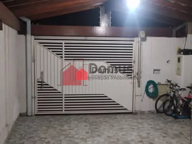 Casa com 125m², à venda, no bairro Triângulo em Pindamonhangaba