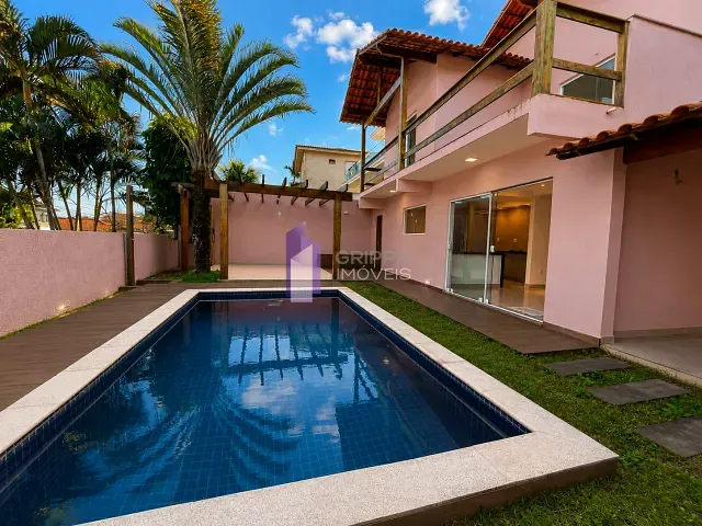 Casa 4 quartos e 5 banheiros, à venda, no bairro Maravista em Niterói