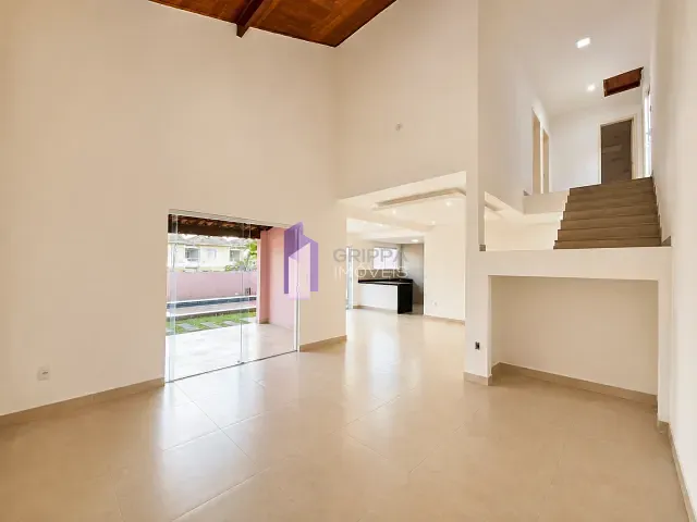 Casa 4 quartos e 5 banheiros, à venda, no bairro Maravista em Niterói