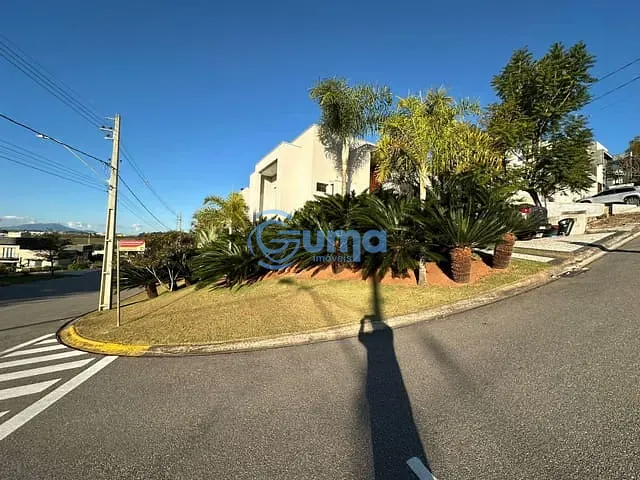 Casa com 452m² 3 quartos e 5 banheiros, à venda, no bairro Condomínio Residencial Euroville II em Bragança Paulista