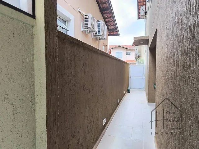 Casa com 212m² 3 quartos e 2 banheiros, à venda, no bairro Granja Viana em Cotia