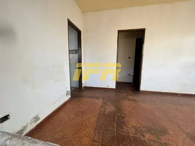 Casa com 299m² 2 quartos e 1 banheiro, à venda, no bairro Jardim América em Taubaté