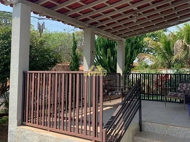 Casa com 1002m² 3 quartos e 3 banheiros, à venda, no bairro Terras de Santa Rosa em Salto