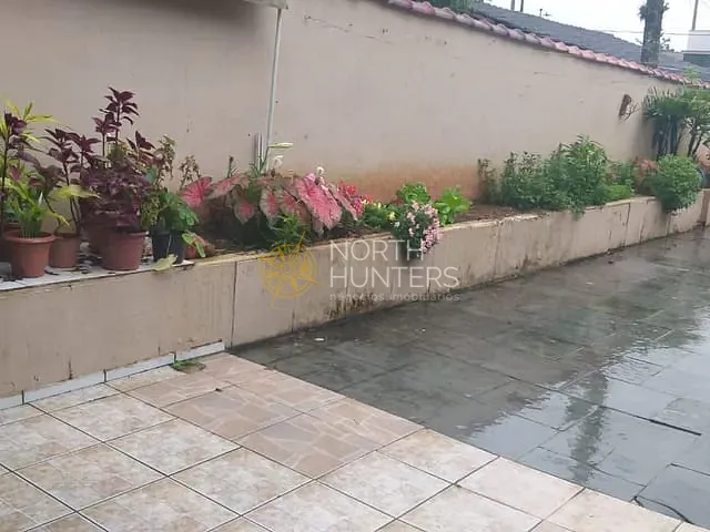 Casa com 600m² 5 quartos e 2 banheiros, à venda, no bairro Santo Antônio em Joinville