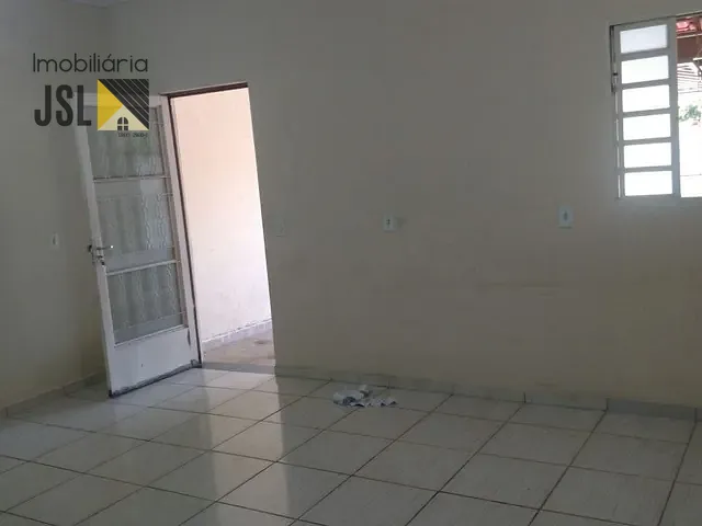 Casa com 125m² 2 quartos e 1 banheiro, à venda, no bairro Parque Residencial Alvorada em Caçapava