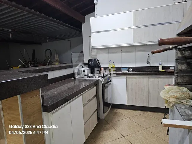 Casa com 267m² 2 quartos e 1 banheiro, à venda, no bairro Jardim Colina Verde em Mococa