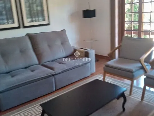Casa com 132m² 3 quartos e 1 banheiro, à venda, no bairro Granja Guarani em Teresópolis