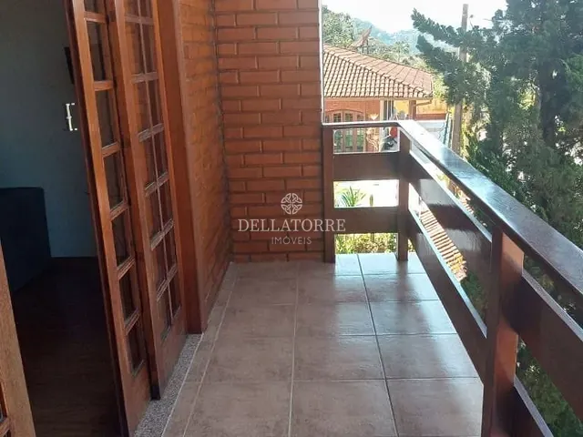 Casa com 132m² 3 quartos e 1 banheiro, à venda, no bairro Granja Guarani em Teresópolis