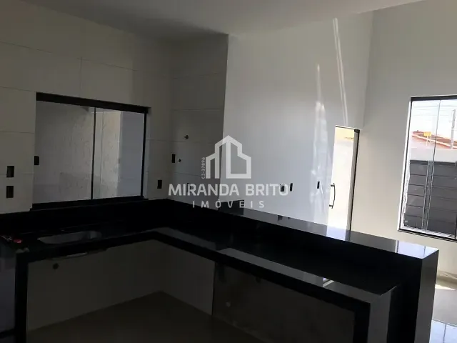 Casa 3 quartos e 2 banheiros, à venda, no bairro Residencial Solar Central Park em Aparecida de Goiânia