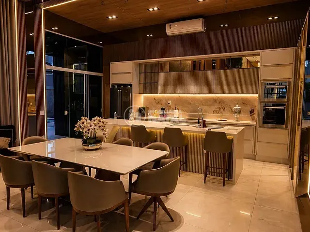 Casa 4 quartos e 3 banheiros, à venda, no bairro Recanto do Salto em Londrina