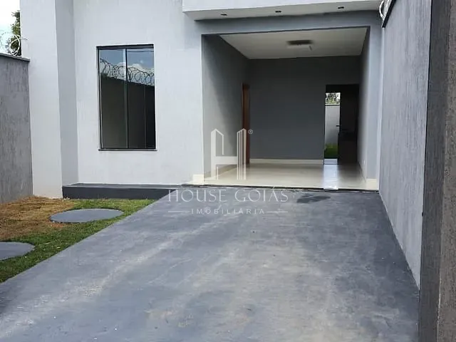 Casa com 195m² 3 quartos e 2 banheiros, à venda, no bairro Riviera Sul em Aparecida de Goiânia