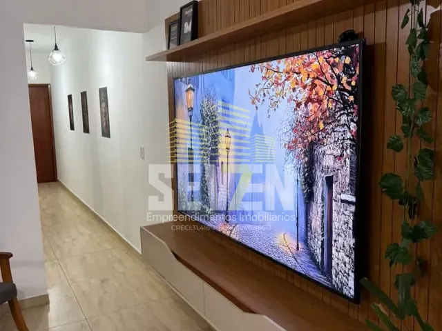 Casa com 211m² 2 quartos e 2 banheiros, à venda, no bairro Parque Santa Edwiges em Bauru