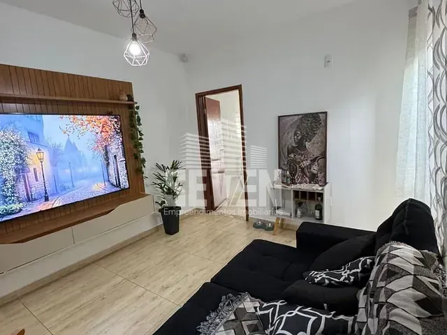 Casa com 211m² 2 quartos e 2 banheiros, à venda, no bairro Parque Santa Edwiges em Bauru