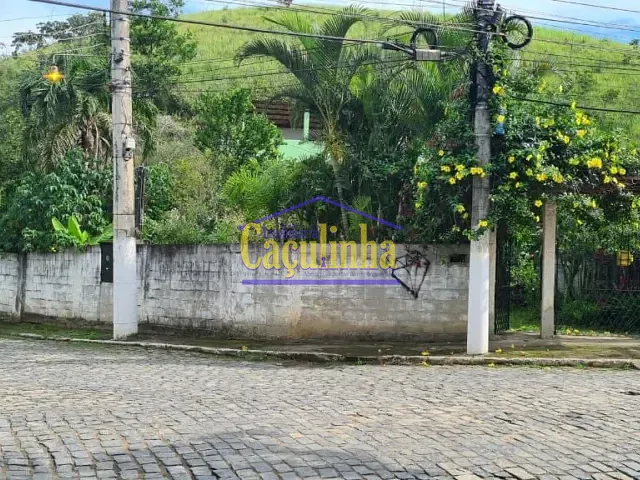 Casa com 1m² 3 quartos e 1 banheiro, à venda, no bairro Cinco Lagos em Mendes