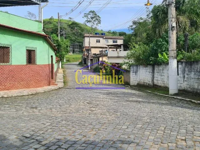 Casa com 1m² 3 quartos e 1 banheiro, à venda, no bairro Cinco Lagos em Mendes