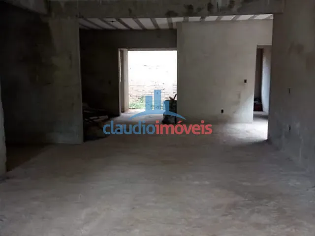 Casa 3 quartos e 2 banheiros, à venda, no bairro Monte Cristo em Barra Mansa