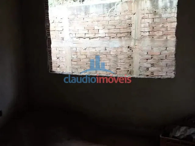 Casa 3 quartos e 2 banheiros, à venda, no bairro Monte Cristo em Barra Mansa