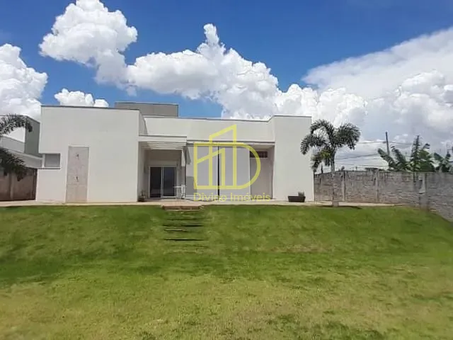 Casa com 1000m² 3 quartos e 5 banheiros, à venda, no bairro Jardim Novo Mundo em Sorocaba