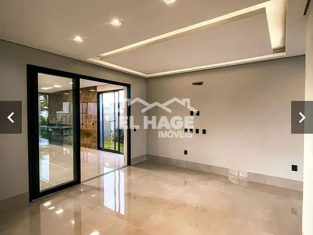 Casa com 300m² 4 quartos e 4 banheiros, à venda, no bairro Jardim Imperial em Cuiabá