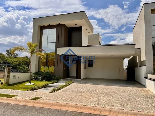Casa com 300m² 3 quartos e 5 banheiros, à venda, no bairro Condomínio Residencial Mont’ Alcino em Valinhos