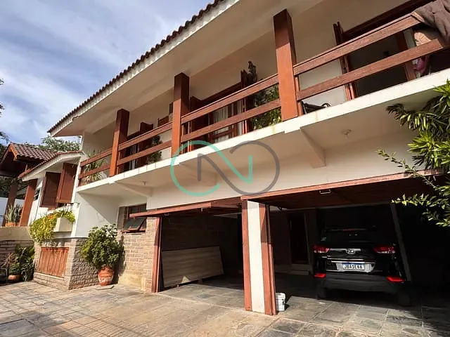 Casa com 780m² 4 quartos e 2 banheiros, à venda, no bairro Centro em Sapiranga