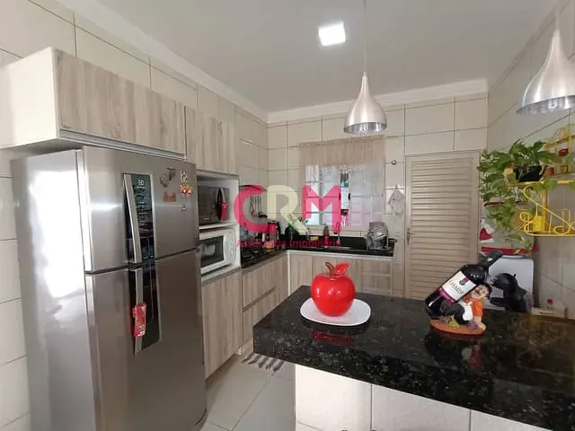 Casa com 364m² 2 quartos e 3 banheiros, à venda, no bairro Parque Residencial Laranjeiras III em Taquaritinga