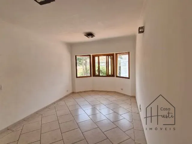 Casa com 165m² 3 quartos e 3 banheiros, à venda, no bairro Jardim Rio das Pedras. em Cotia