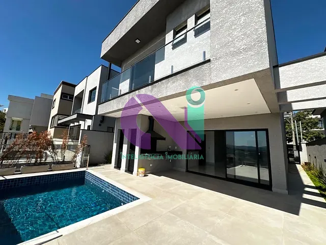 Casa 4 quartos e 5 banheiros, à venda, no bairro Suru em Santana de Parnaíba