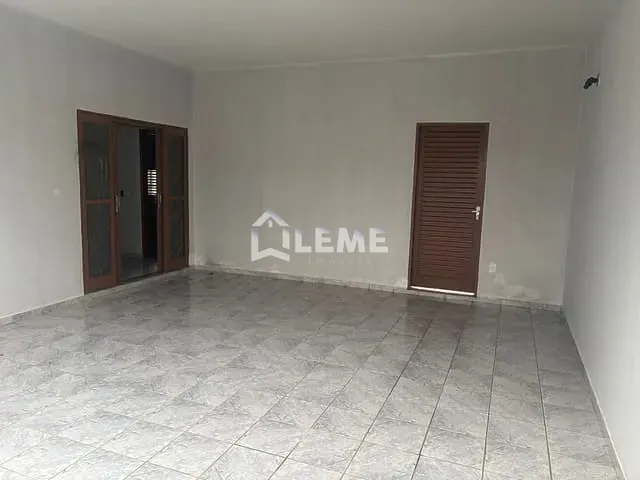 Casa com 190m² 2 quartos e 1 banheiro, à venda, no bairro Conjunto Habitacional Gabriel do Ó em Mococa