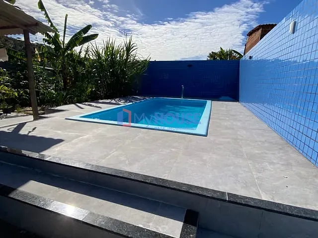 Casa 3 quartos e 2 banheiros, à venda, no bairro Olivença em Ilhéus