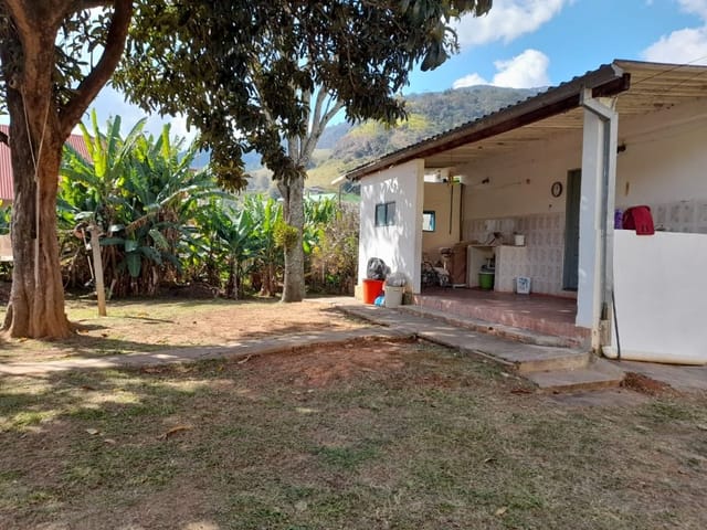 Foto do Casa - Casa à venda 2 Quartos, 5 Vagas, 1350M², Santa Rosa, Itajubá - MG | MOHALLEM e LOPES CORRETAGEM E ADMINISTRACAO DE IMOVEIS LTDA