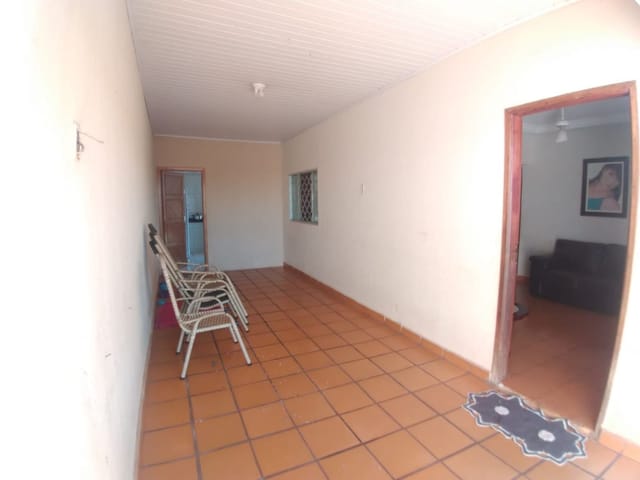 Casa com 300m² 3 quartos e 2 banheiros, à venda, no bairro Parque Residencial Ana Rosa em Cambé